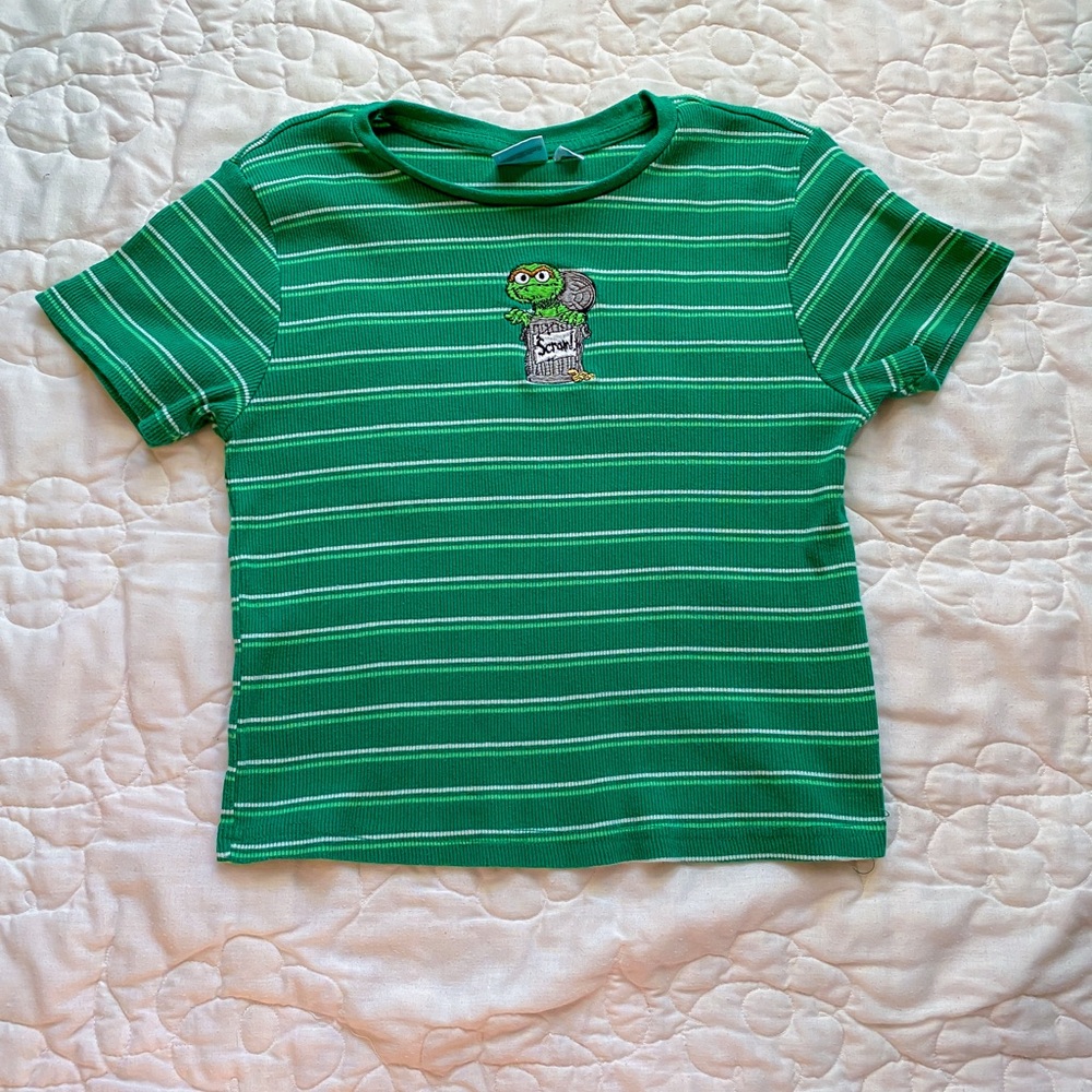 Vintage Sesame Sesame Street Oscar the Grouch patch shirt